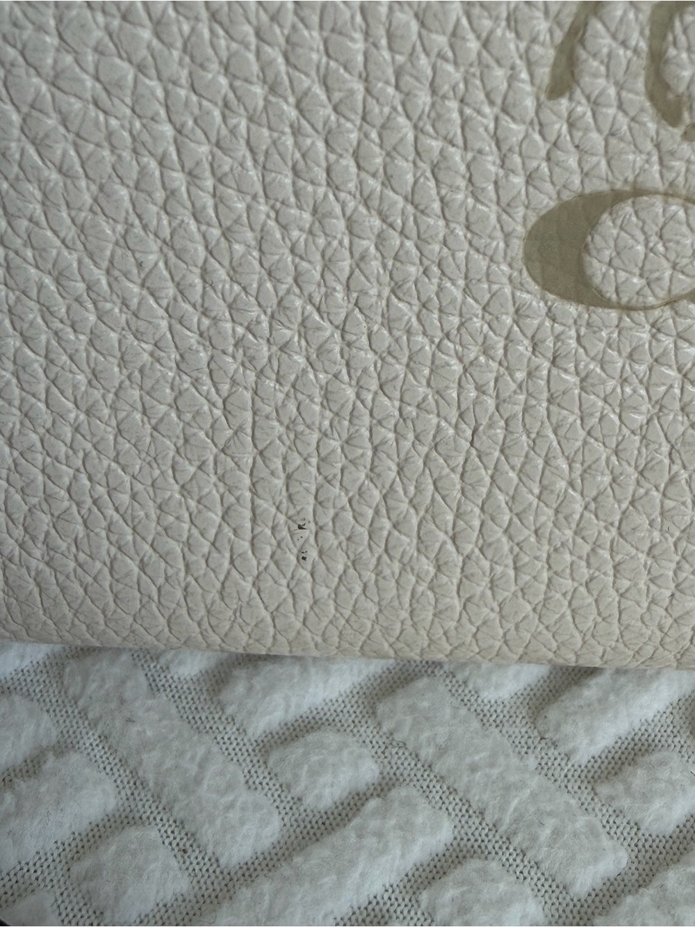 Coach Cream Pebbled Leather Zip Wallet Wristlet with Carriage Logo - Picture 2 of 8